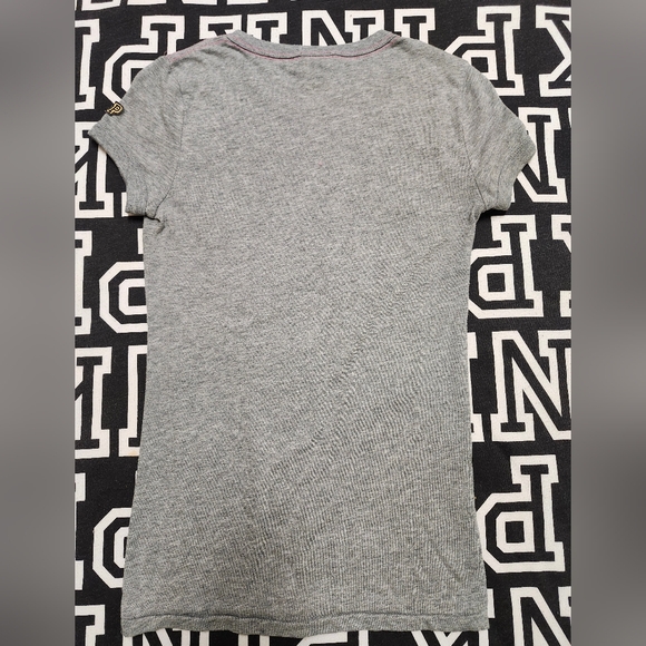 #215 VS Pink Vintage Tee 🩶 - Picture 4 of 5